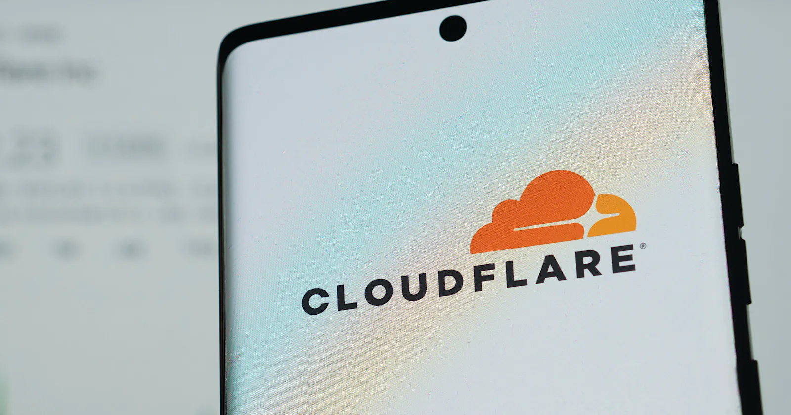 Cloudflare Report: Googlebot Tops AI Crawler Traffic